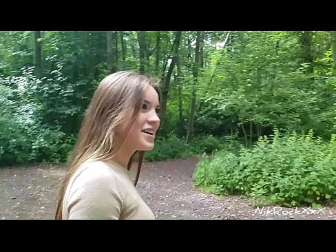 ❤️ Ech hunn dem Evelina virgeschloen datt mir op enger ëffentlecher Plaz fécken! Si sot jo. Dunn hunn ech hatt an den Arsch gefickt an an hirem Mond kum. Dunn huet si sech selwer gepisst. ❤️❌ Qualitéit Sex bei eis lb.xxxdl.ru ❌